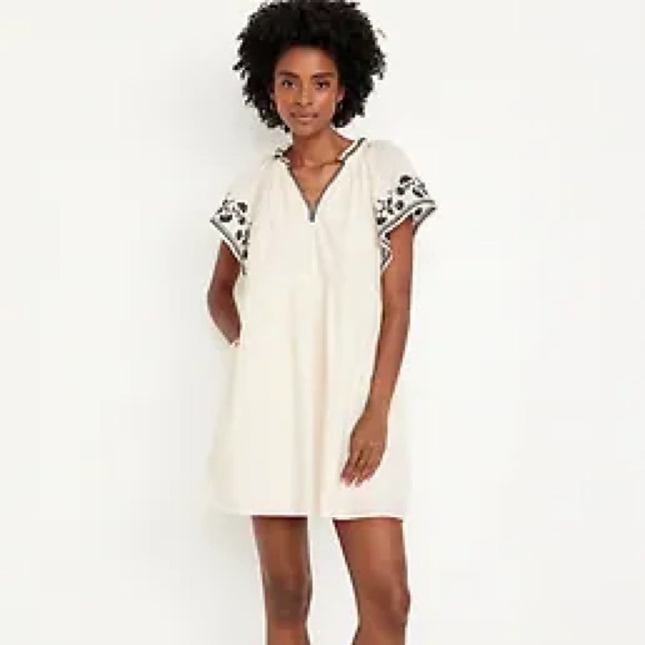 Old Navy Embroidered Mini Swing Dress Sz M NWT - Picture 8 of 8